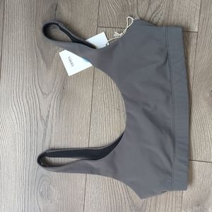 Vuori daily bra oregano